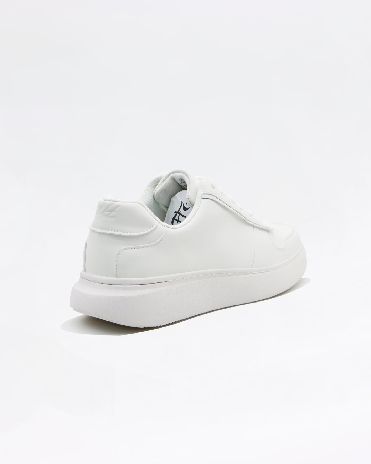 2H #0212 2001 1312 White Casual shoes