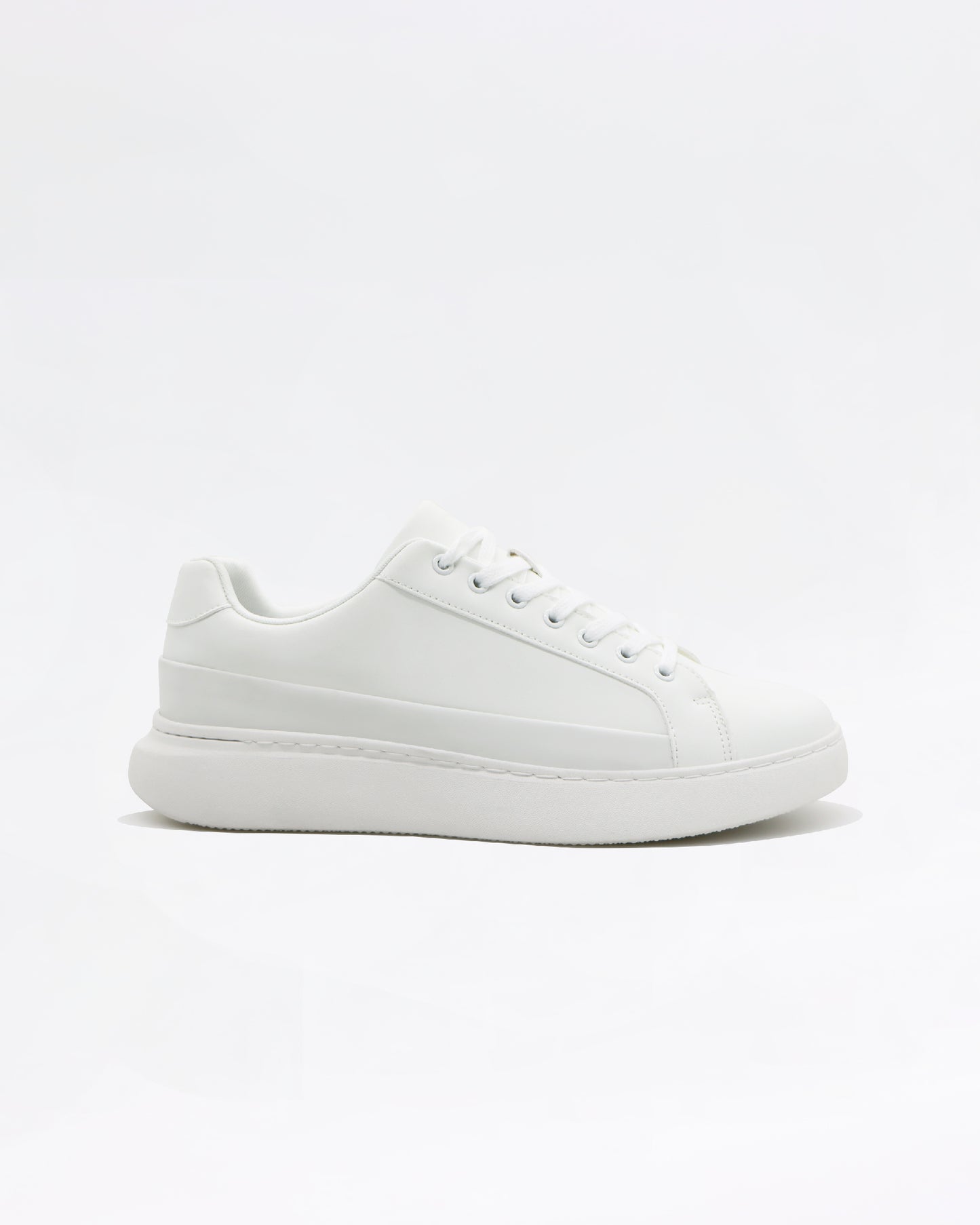 2H #0212 2008 1312 White Casual shoes