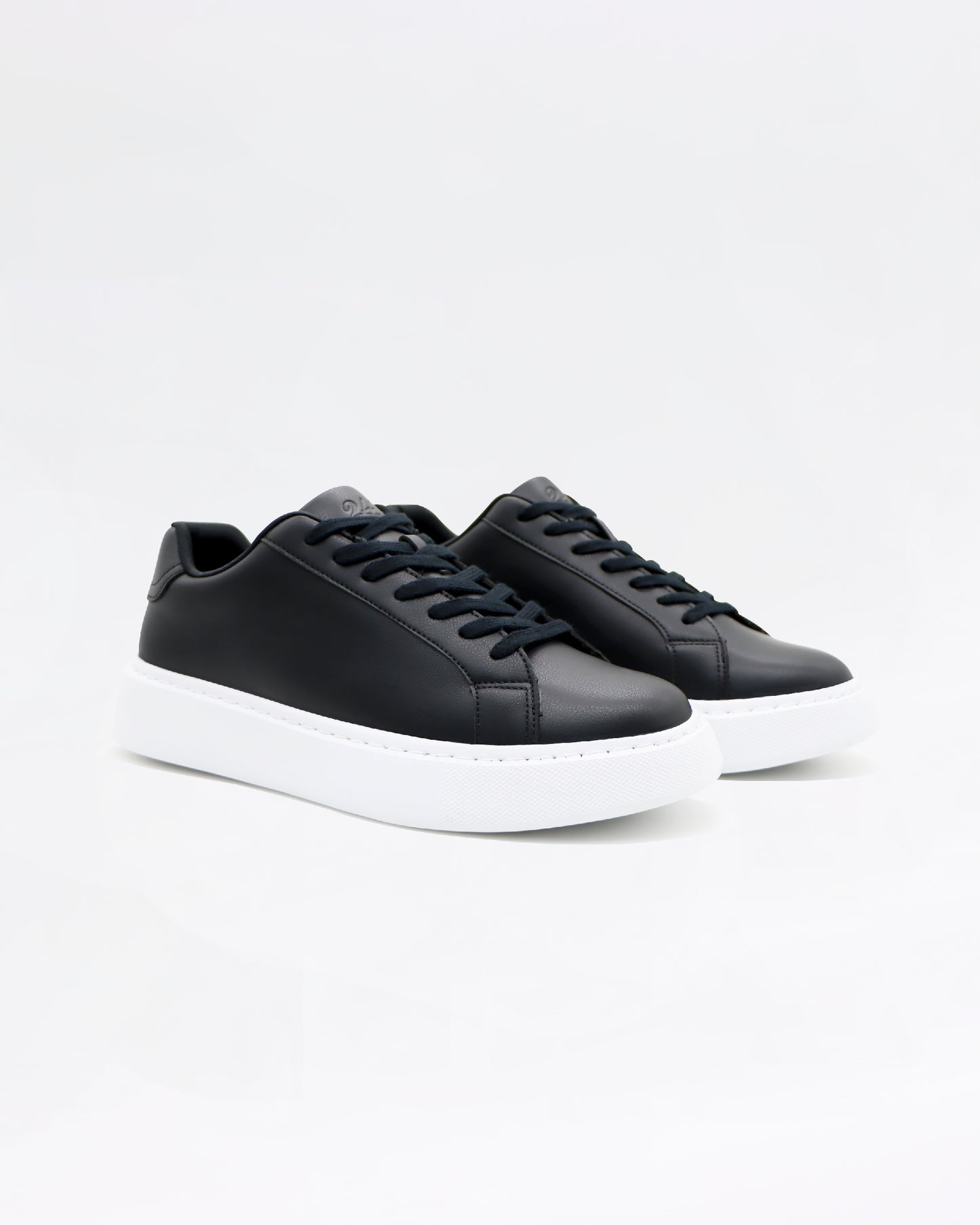 2H #1207 1145 1133 Black Casual shoes