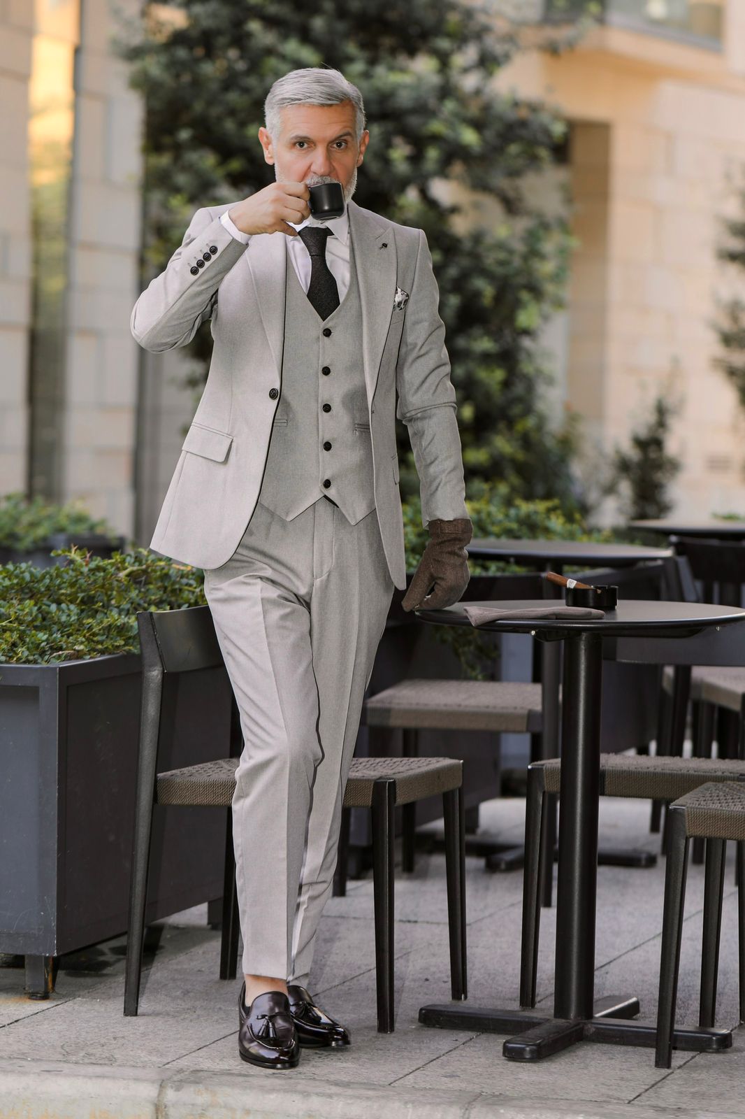 2H #2-4 Beige Casual Suit 2 Pieces