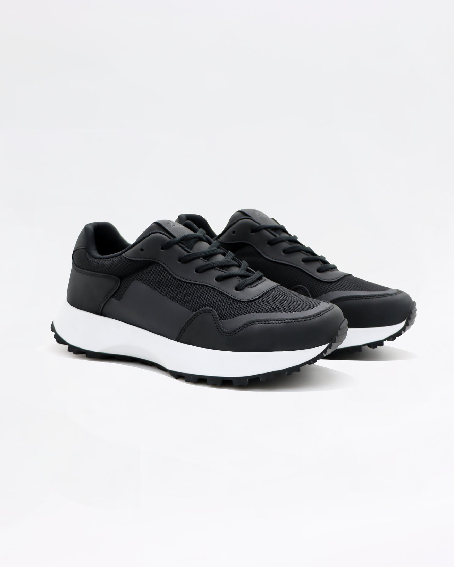2H #2705 2001 1333 Black Casual shoes
