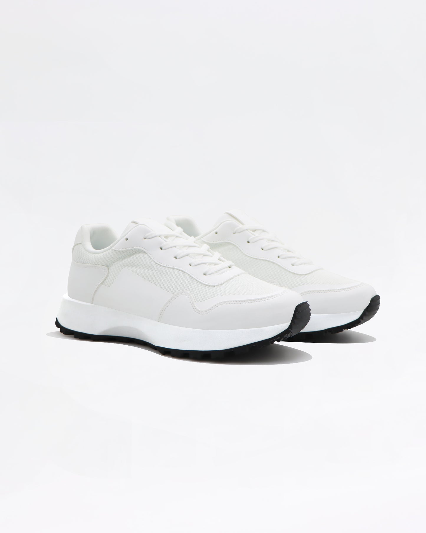 2H #2705 2001 1133 White Casual shoes