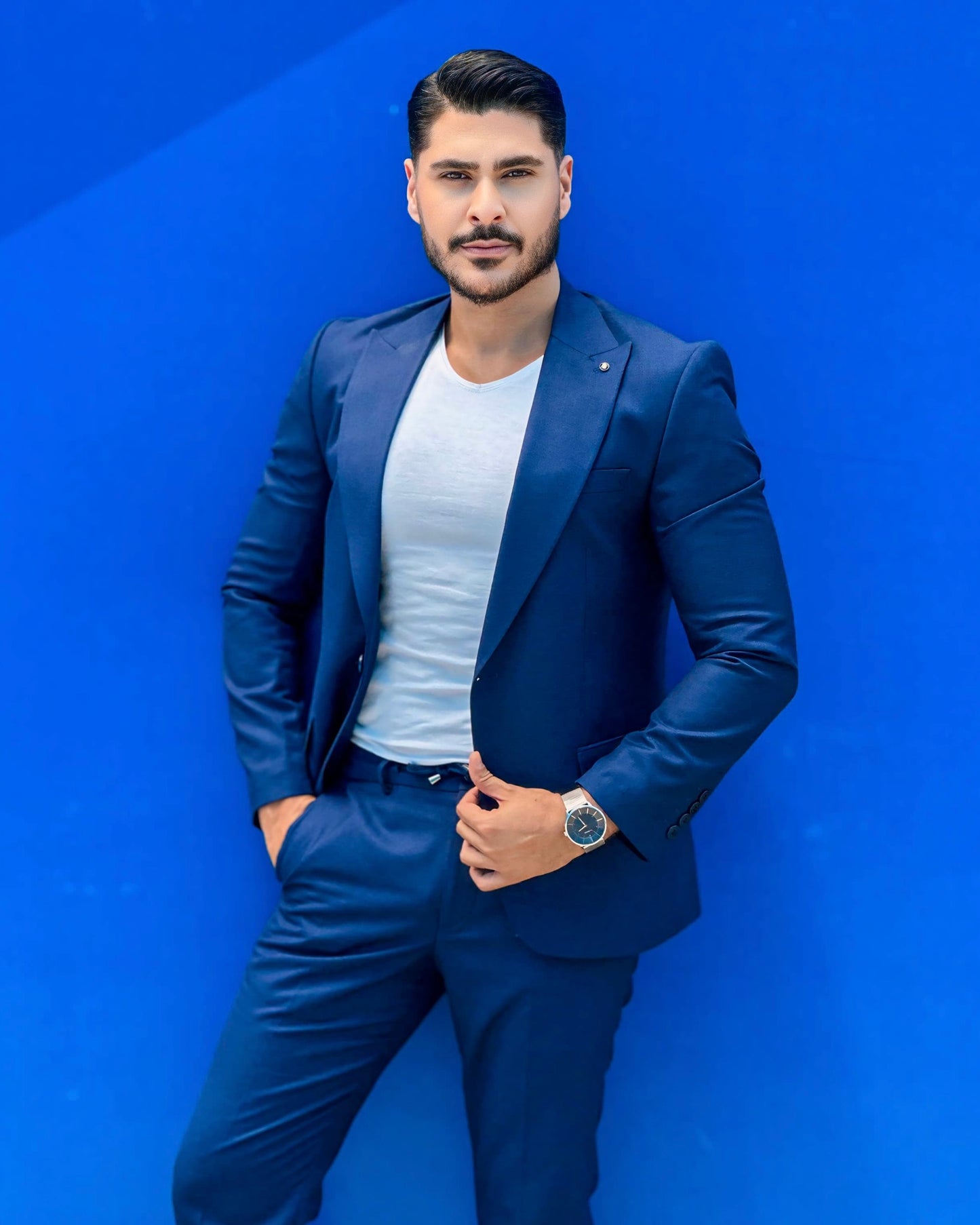 2H #547-6 Blue Casual Suit