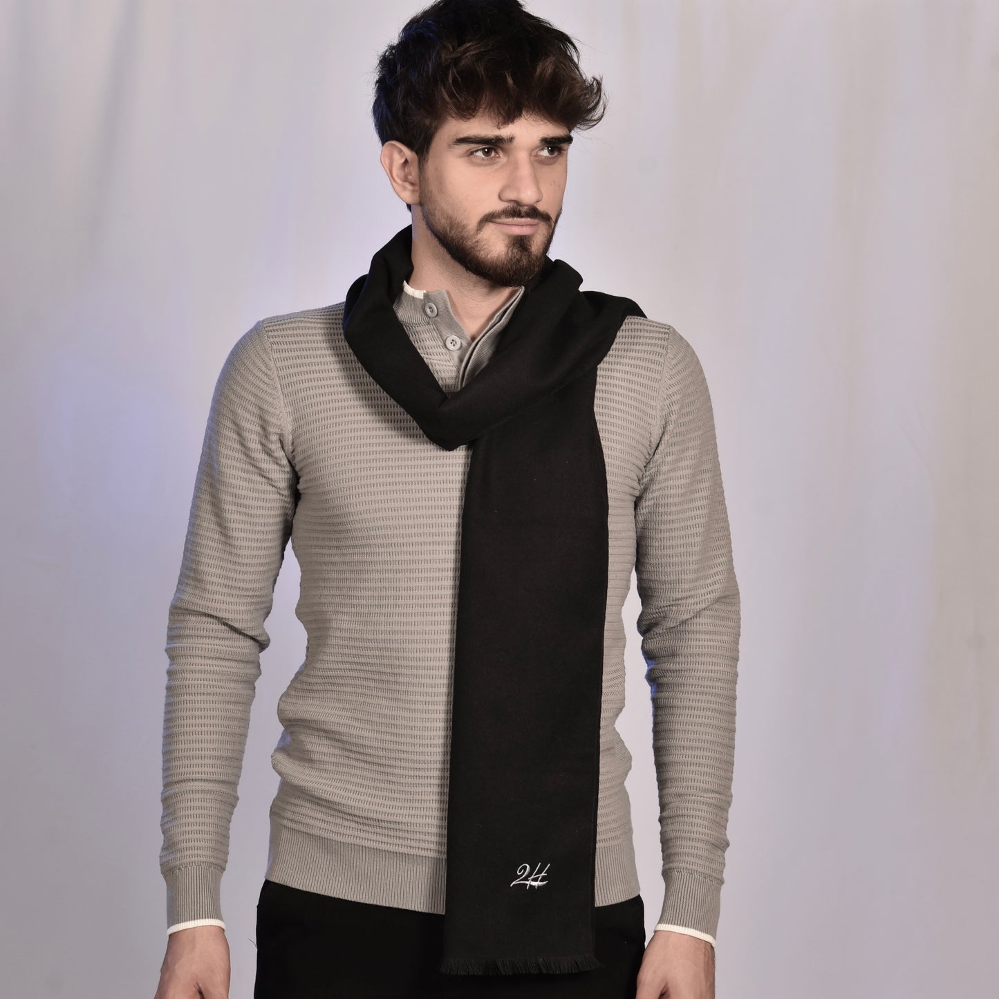 2H Plain Black Scarf