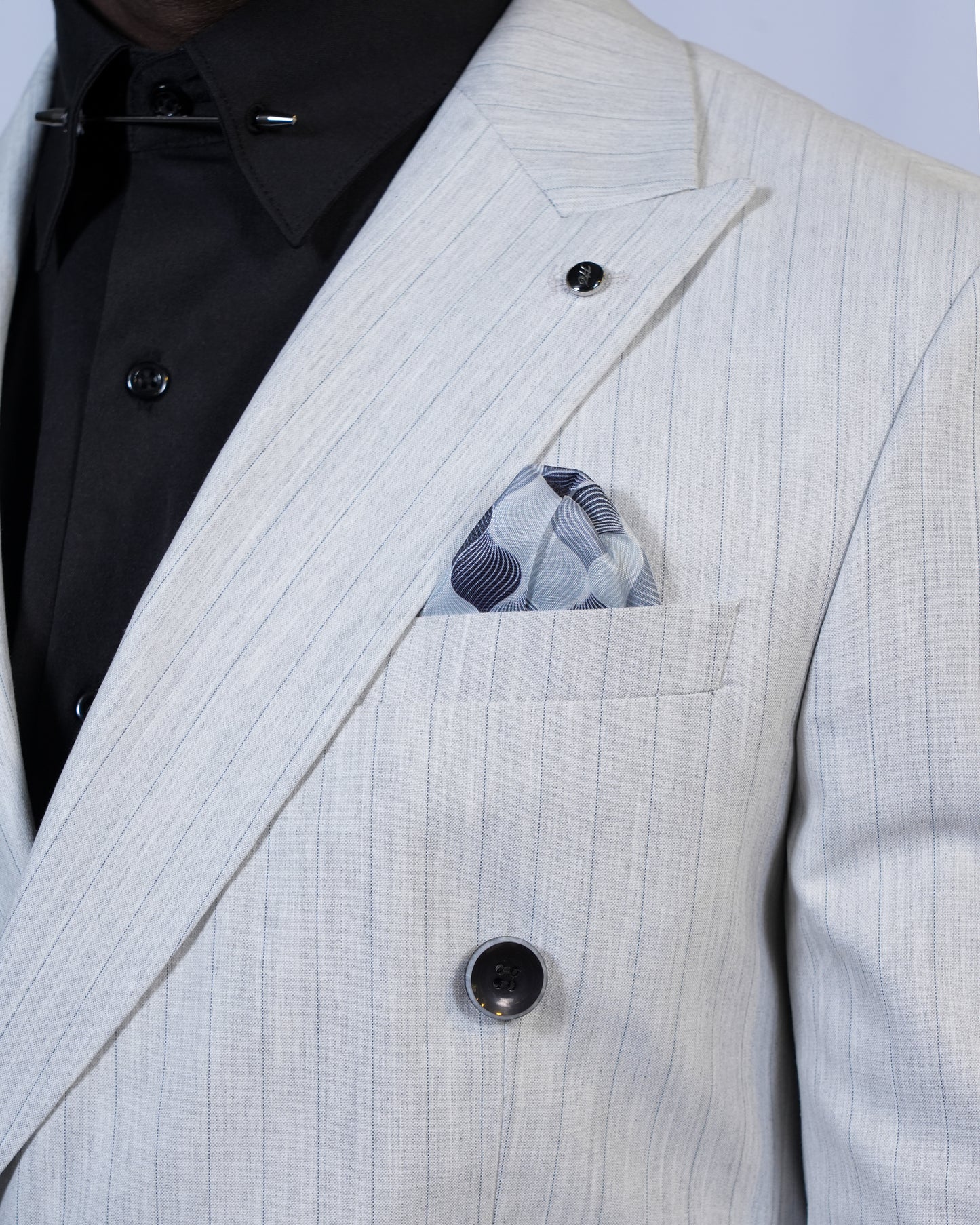 2H Light Gray double breasted Striped Suit