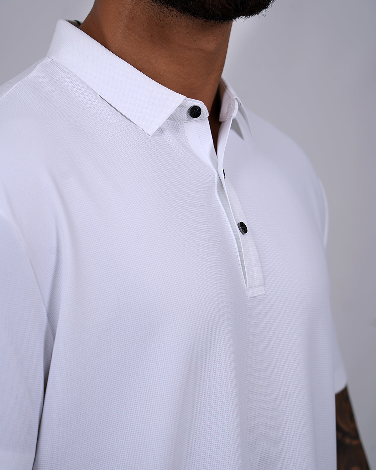 2H #002 Polo T-shirt