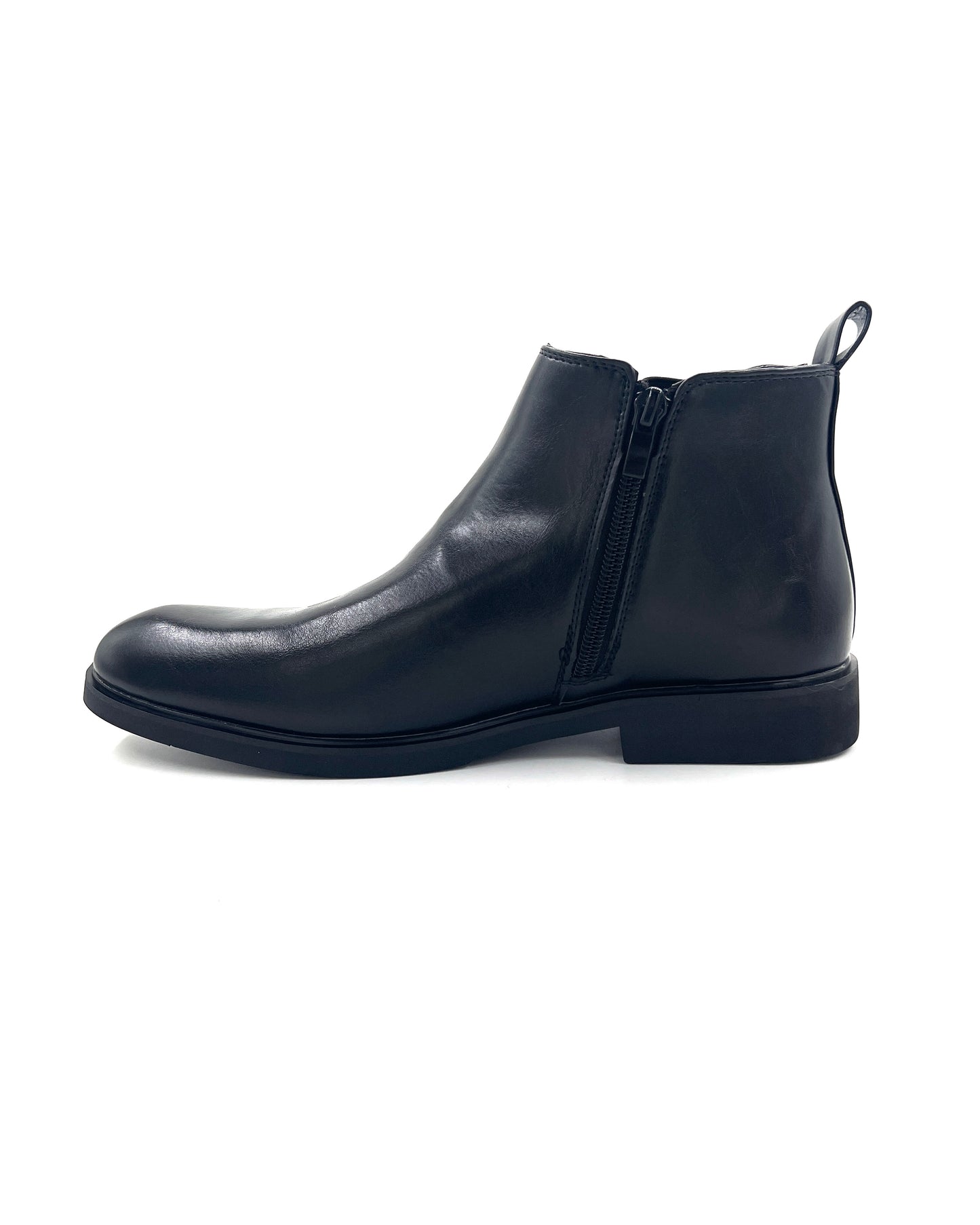 2H #A1711 Black Chelsea Boot