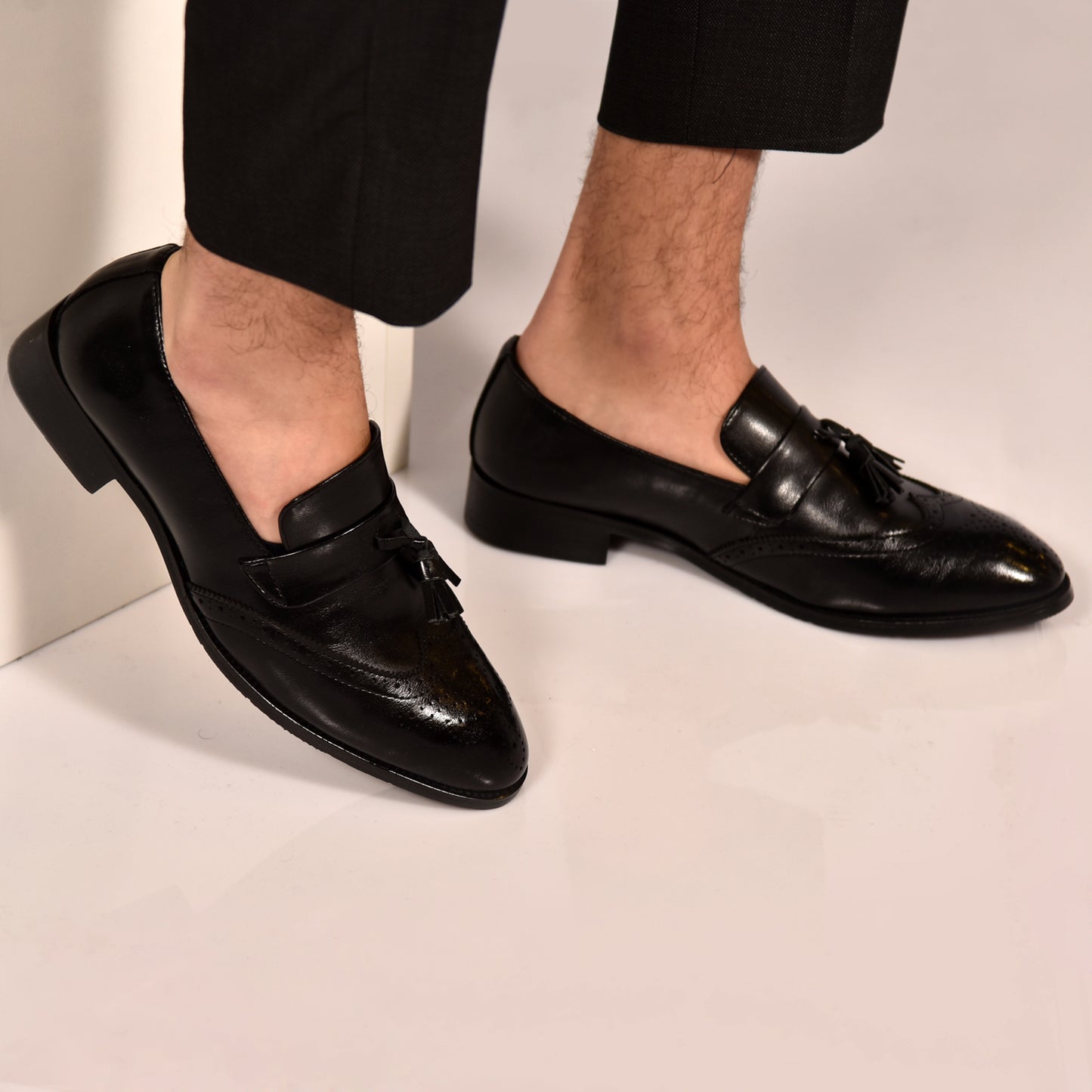 SALE! 2H #B07 Black Classic Shoes