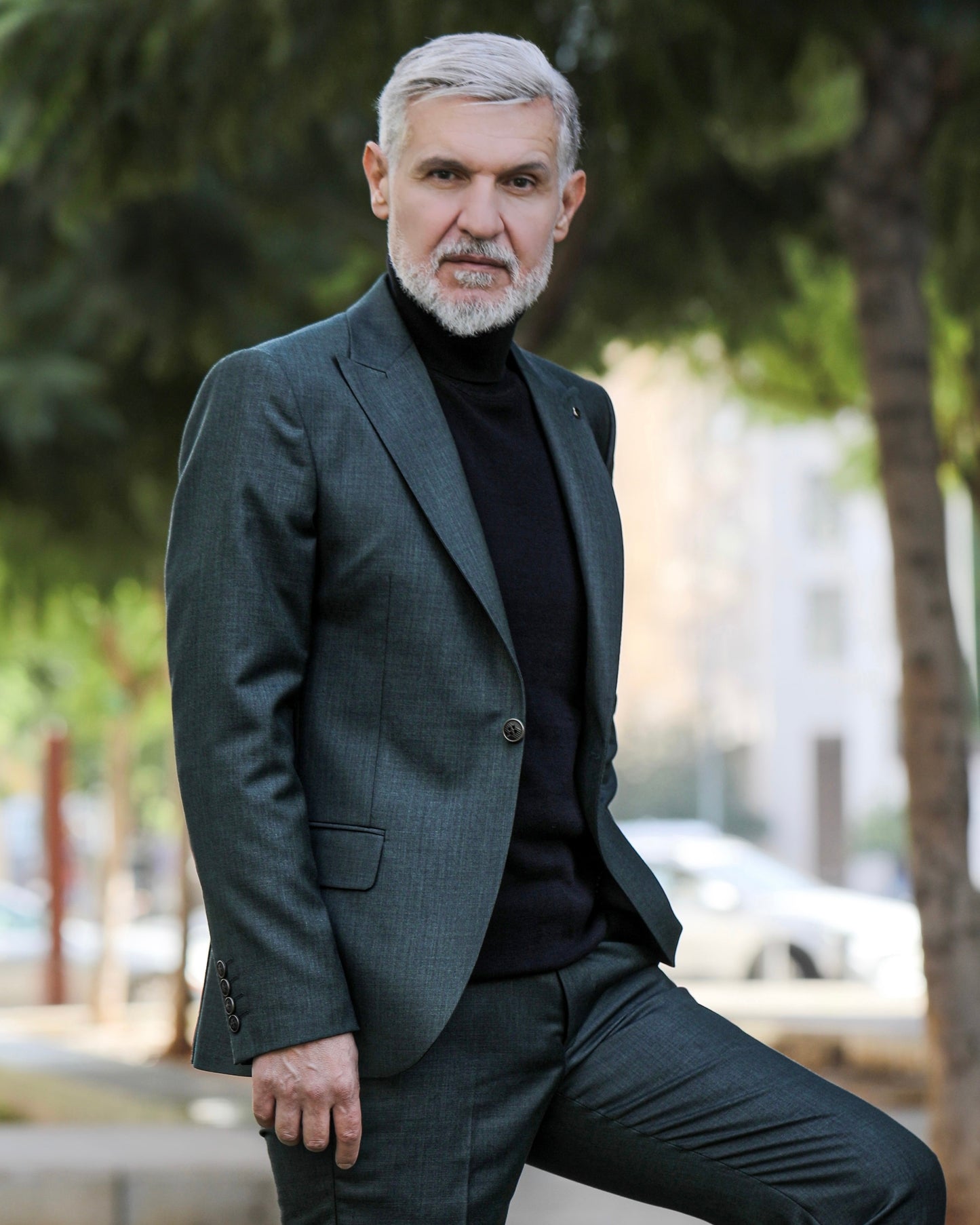 2H #118-5 Green Suit 2 Pieces