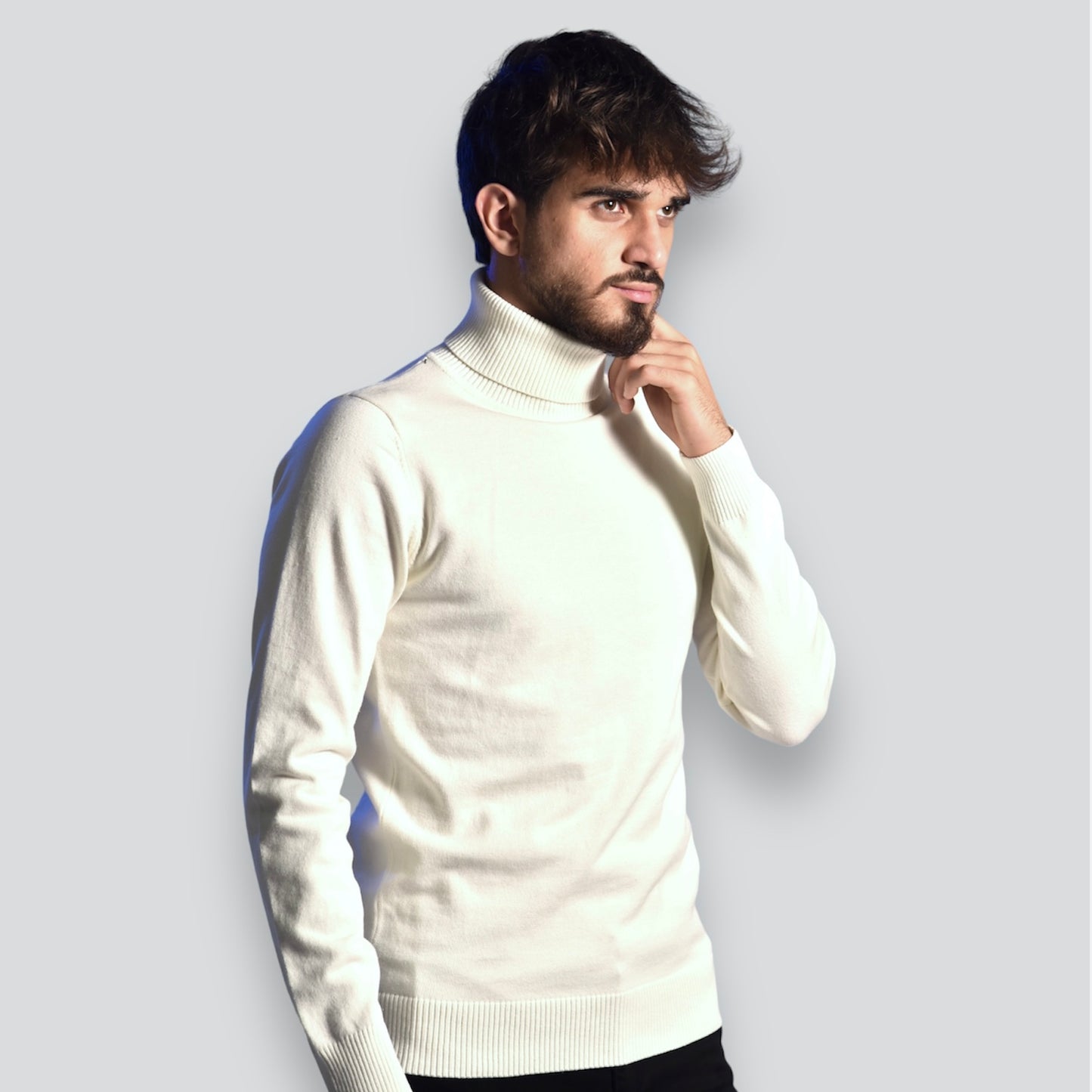 2H #46032 call White High Neck Sweater