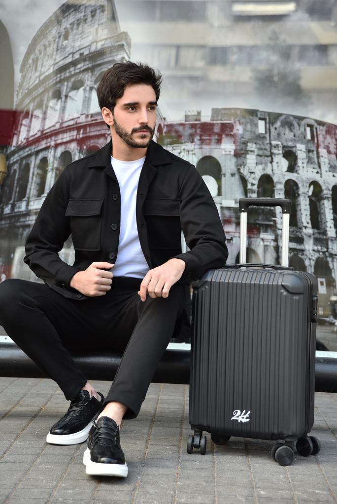 2H Black Travel Luggage Bag