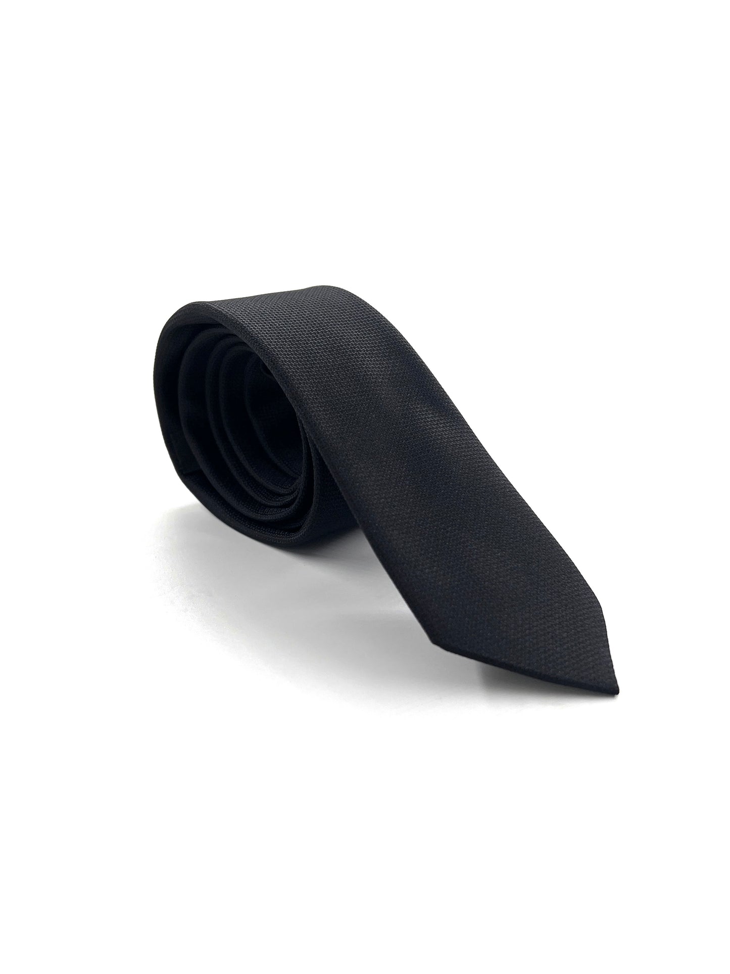 2H Black Necktie