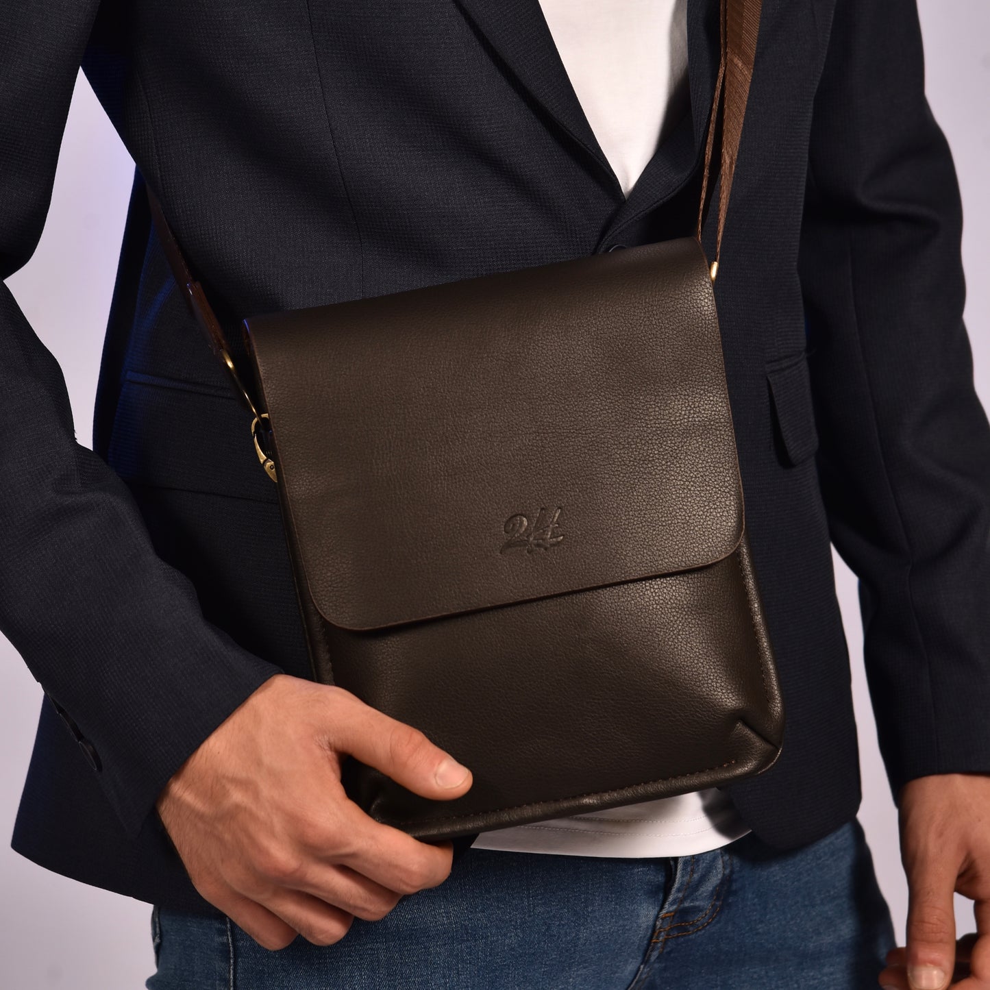 2H #1001-1 Brown Shoulder messenger bag