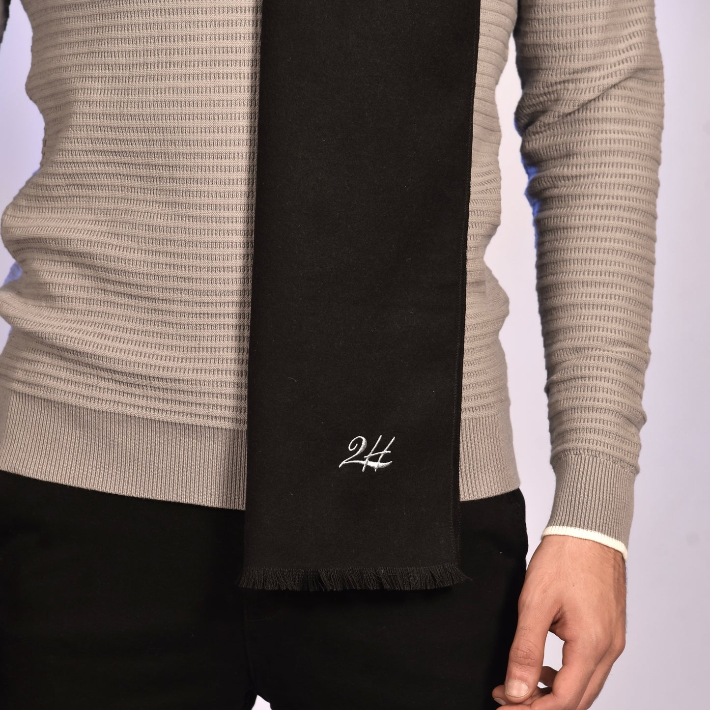 2H Plain Black Scarf