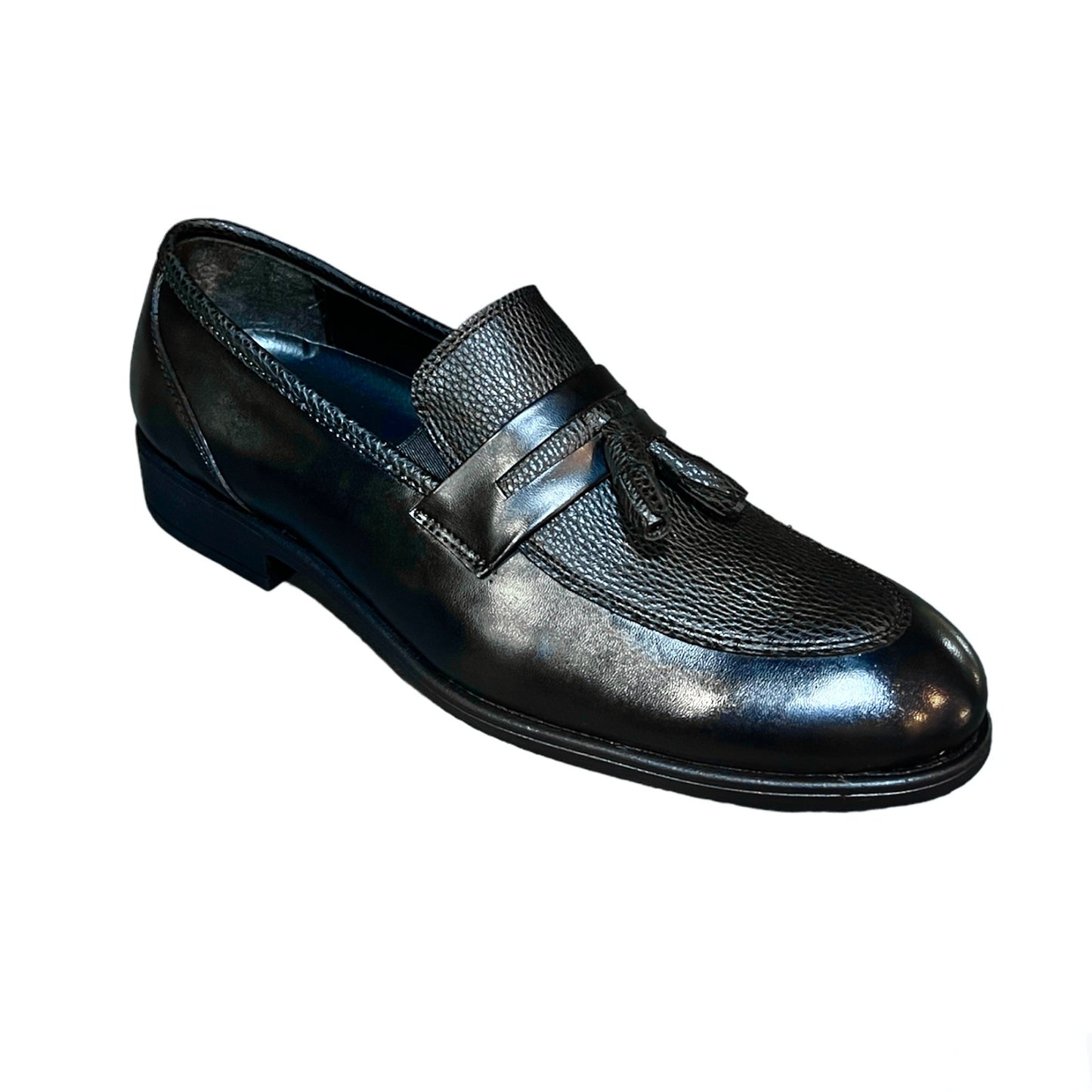 2H #9530 Black Classic Shoes