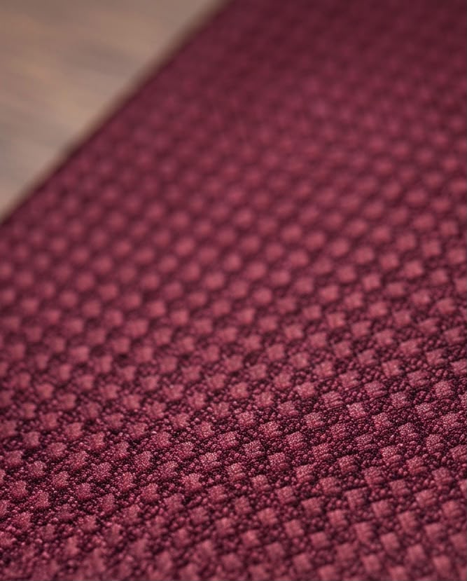 2H Red Necktie