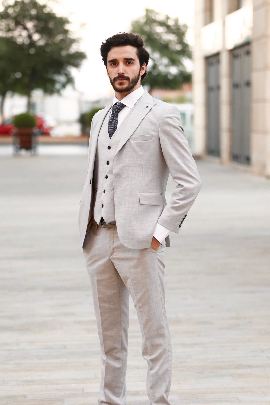 2H #1491 Greige Casual Suit 2 Pieces
