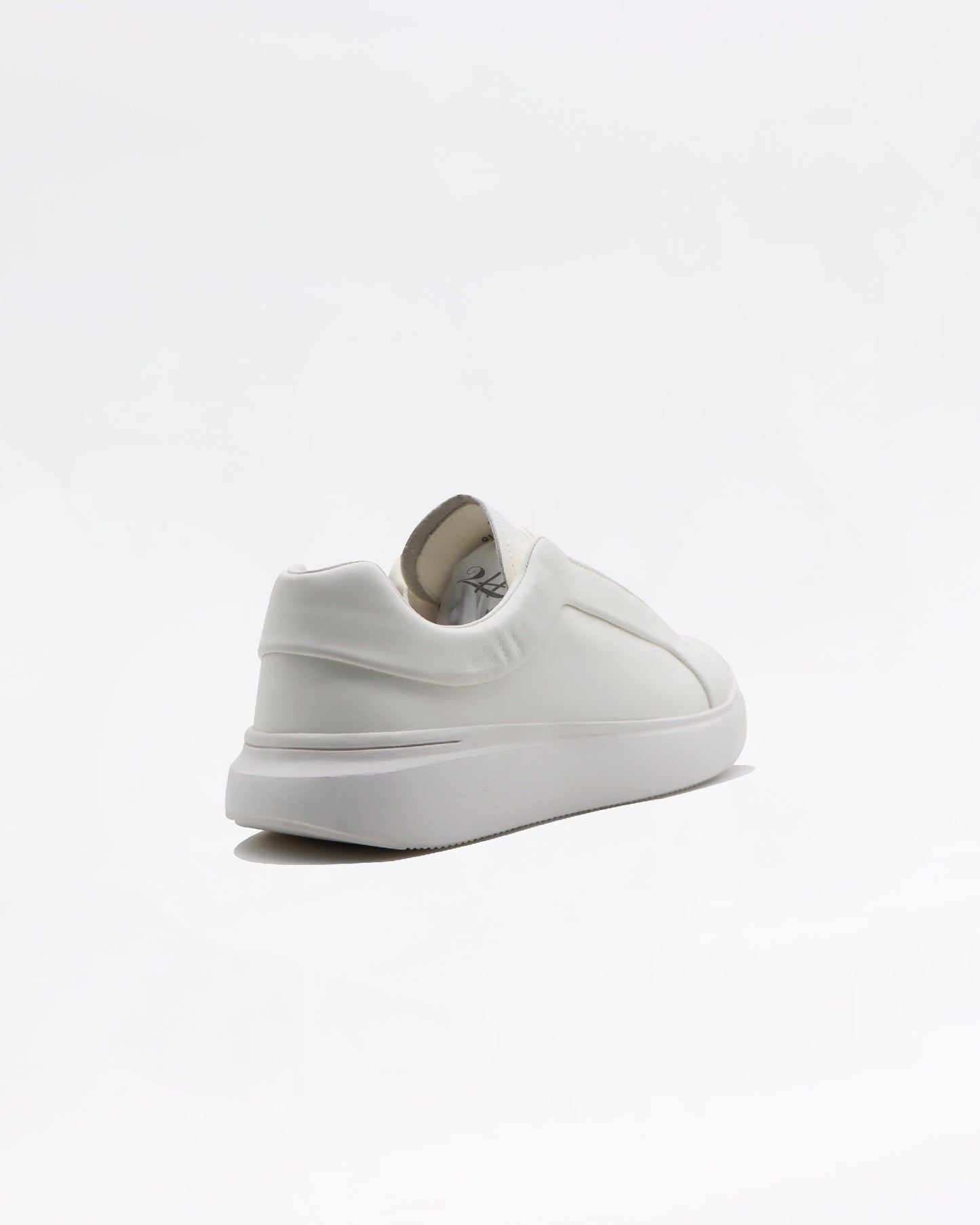 2H #5Z01-8001-9169 White Casual shoes