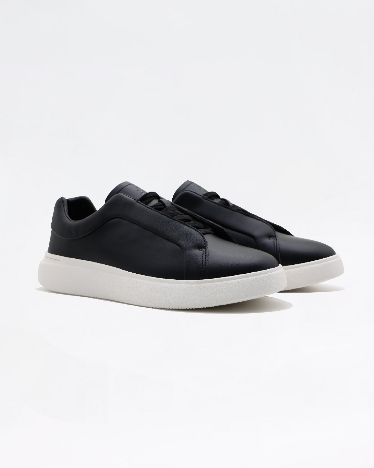 2H #5Z01-8001-9169 Black Casual shoes