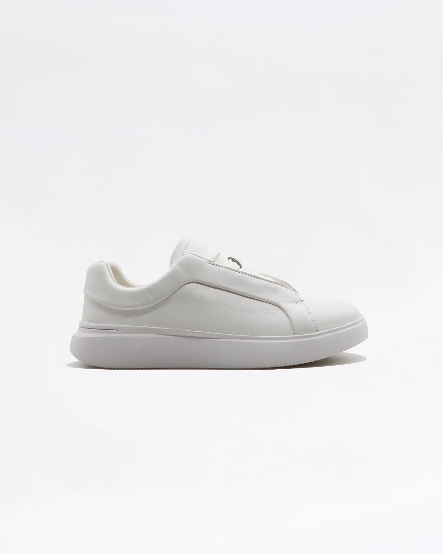 2H #5Z01-8001-9169 White Casual shoes