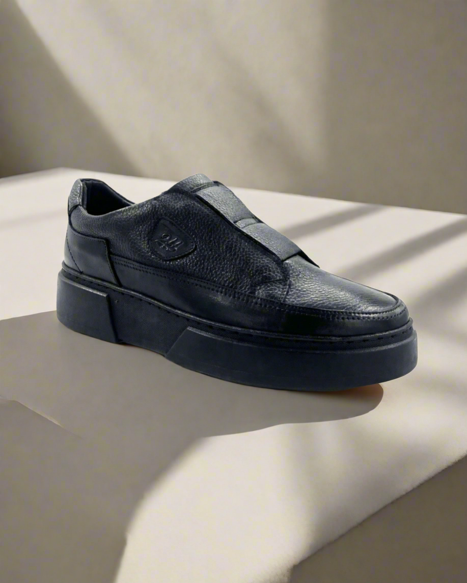 2H #E26249-85-506 Genuine Leather Black Casual Shoes