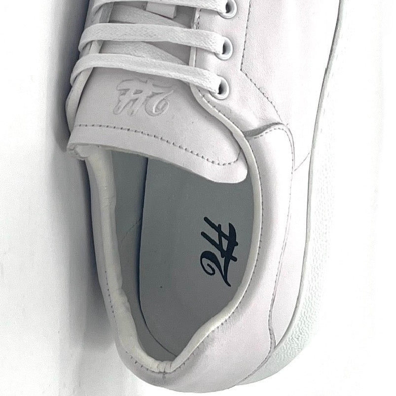 2H #011 Genuine Leather White Casual Shoes