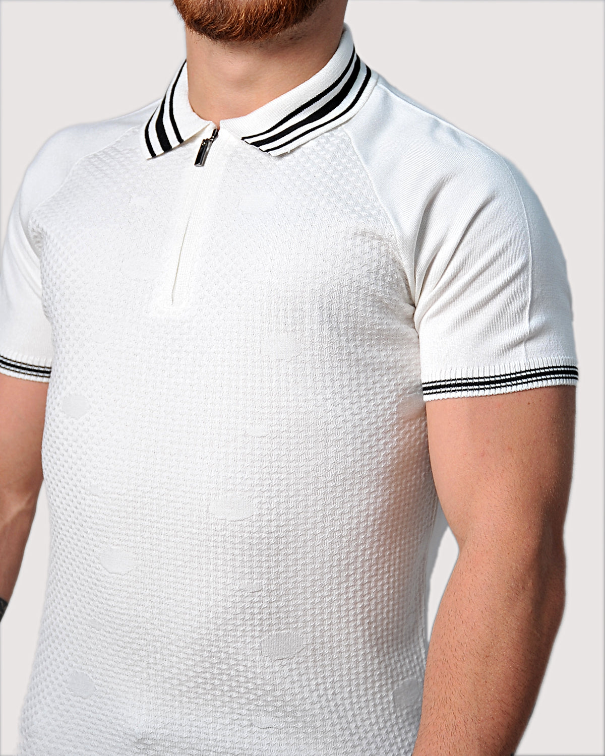 SALE! 2H #39749-40 Off-White Knitted Polo T-Shirt