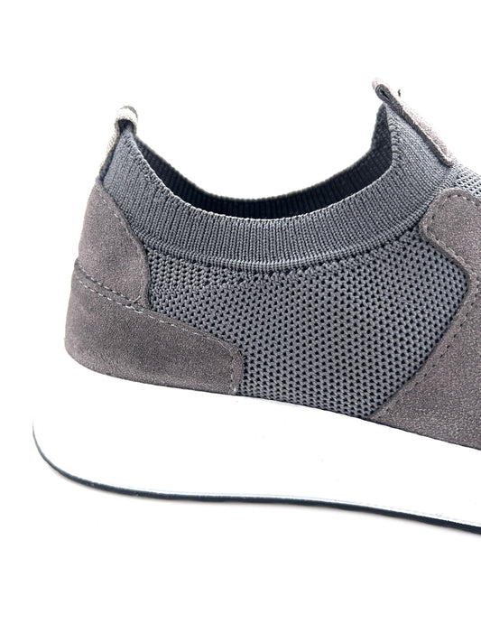 SALE! 2H #68-17 Gray Triko Shoes