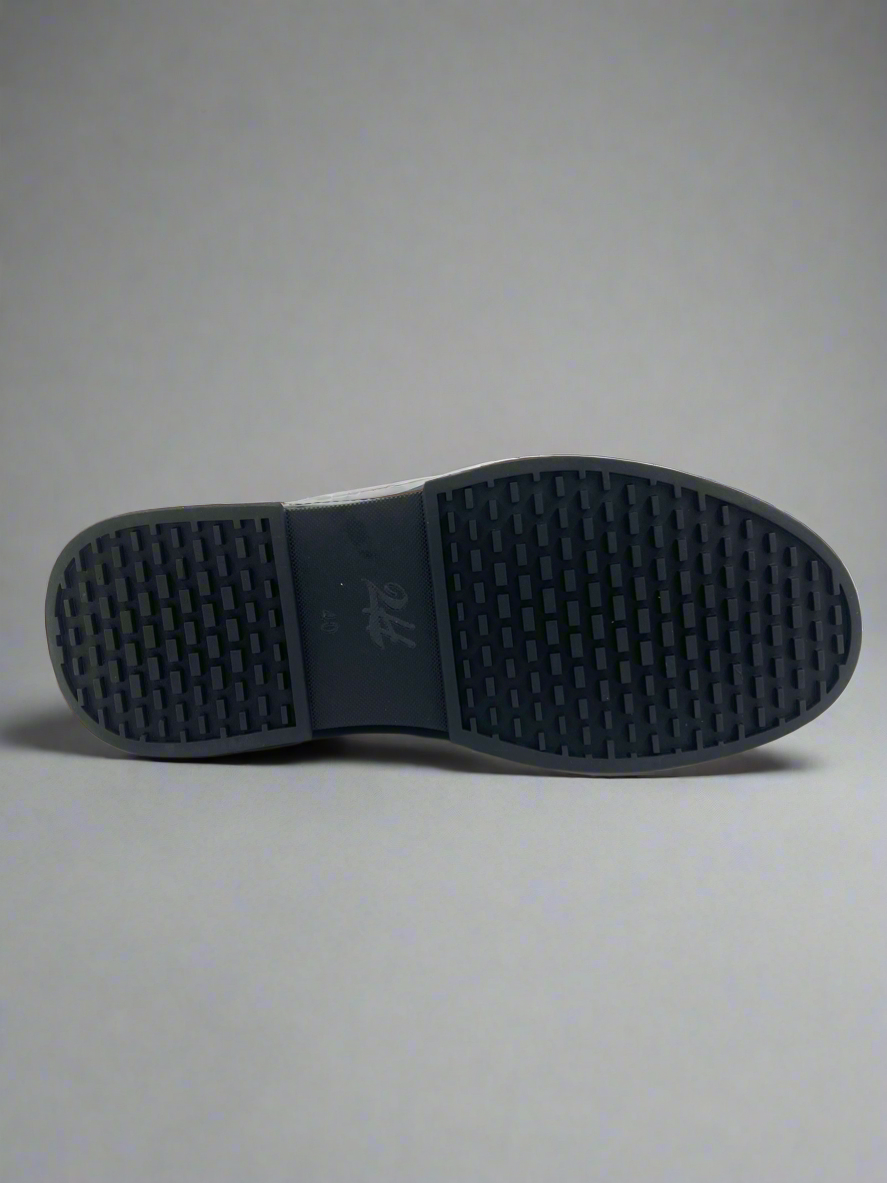 2H #E26249-85-506 Genuine Leather Black Casual Shoes