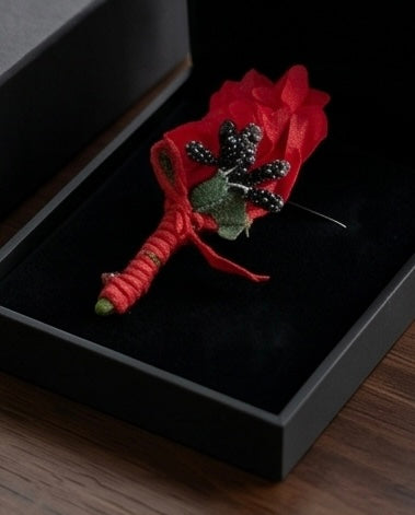 2H pick lapel Pins