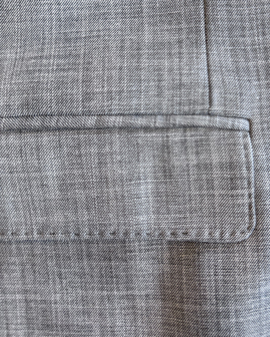 2H #002-1011-2 Gray Formal suit