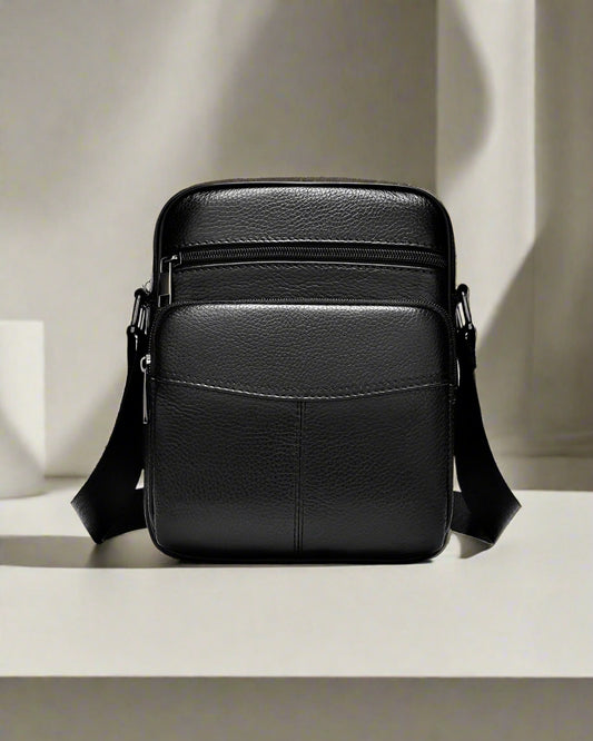 2H #7602 Genuine leather Shoulder messenger Black bag