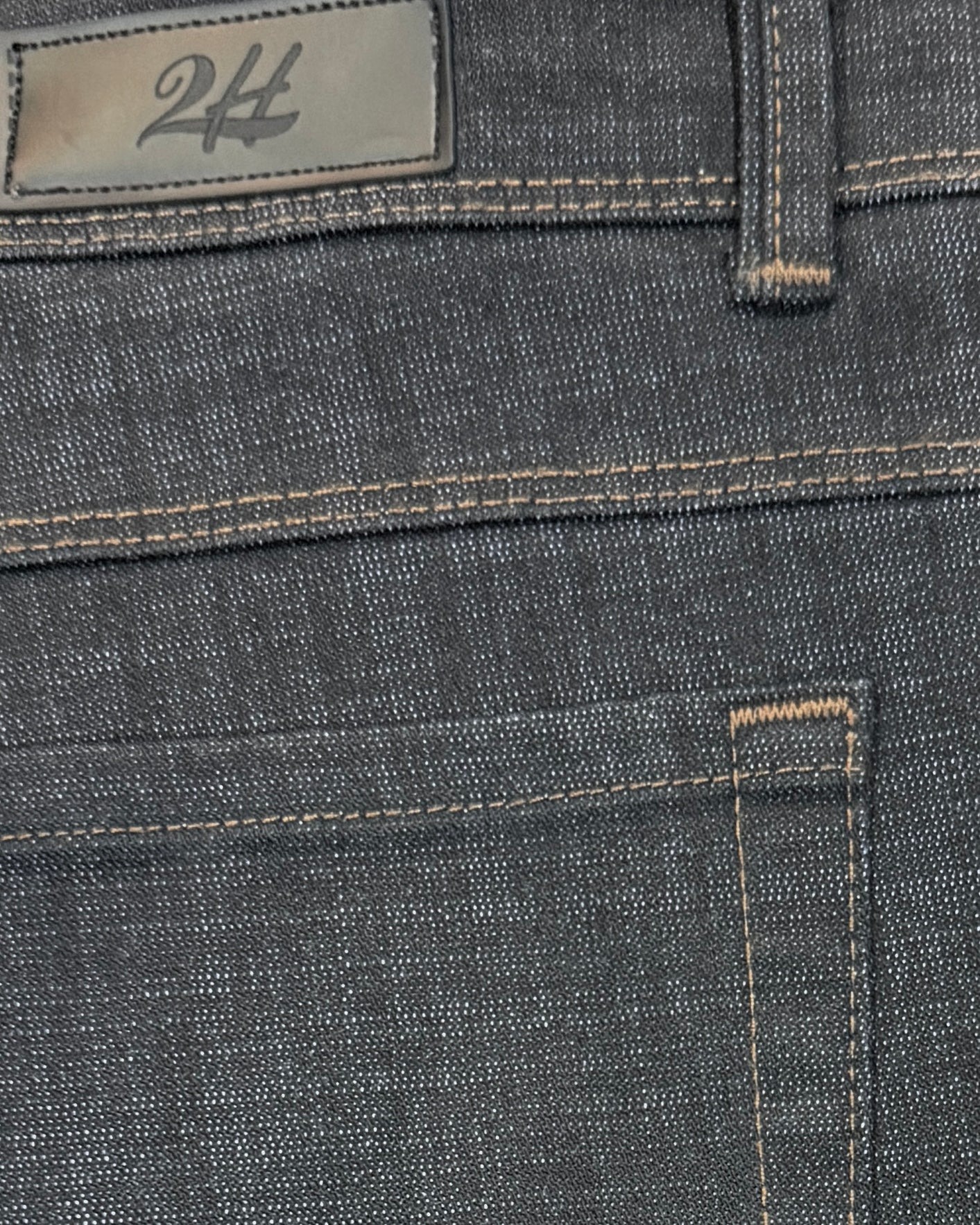 2H #8608 Regular Relaxed Lightweight Jeans