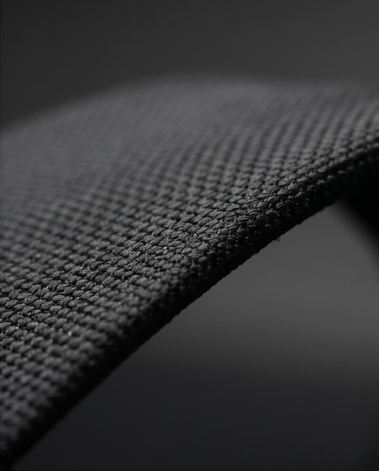 2H Black Necktie