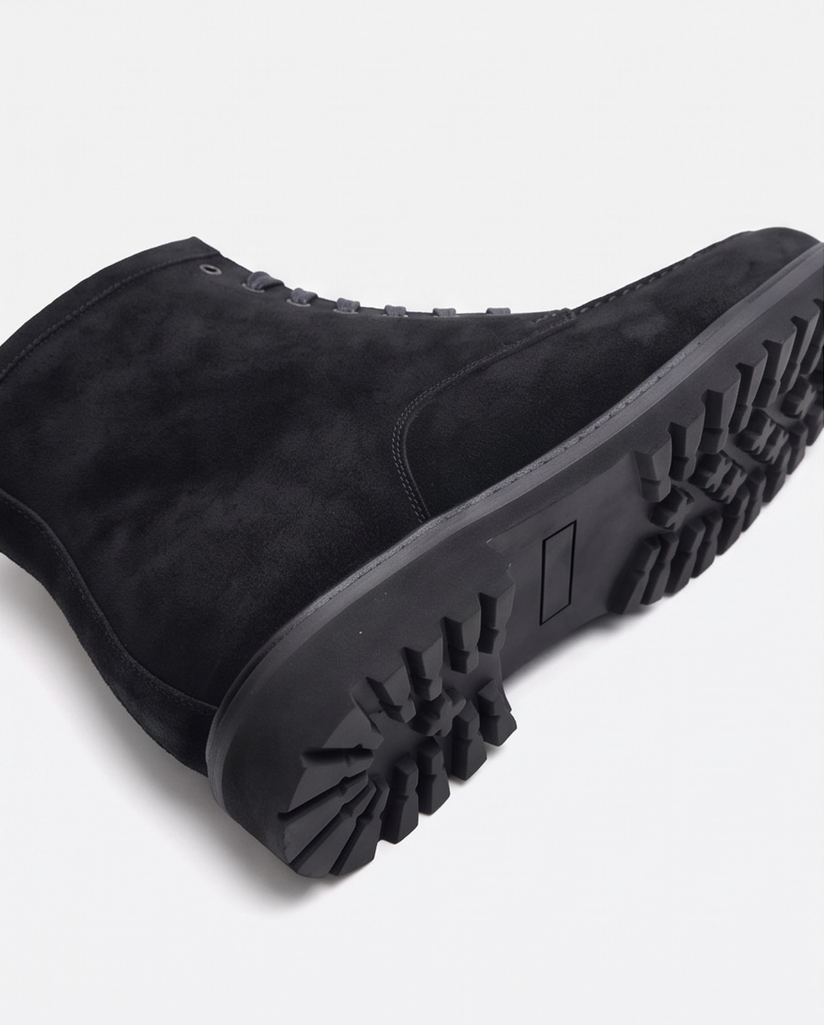 2H #2Y06-2001-8160 Black Chamois Boot