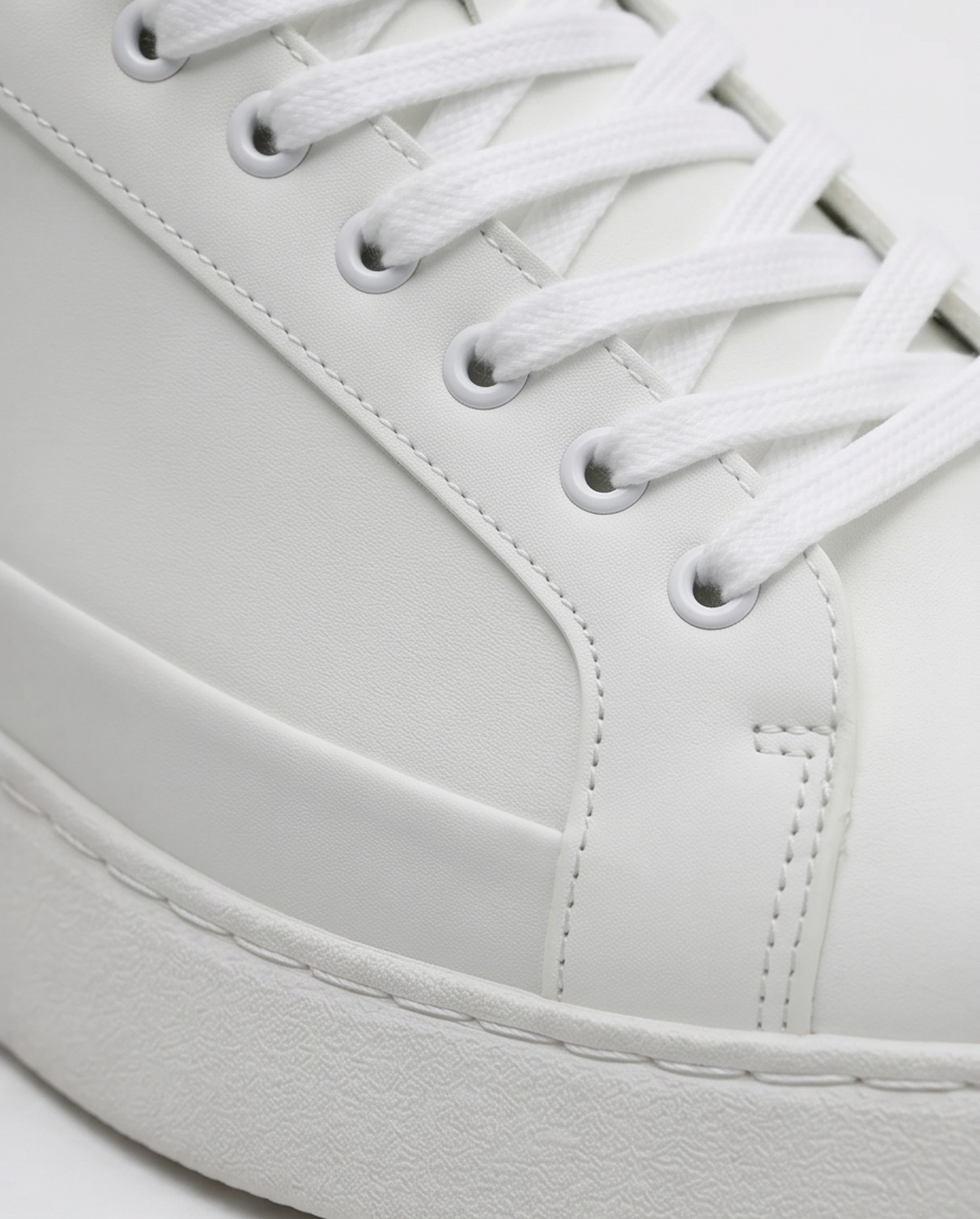 2H #0212 2008 1312 White Casual shoes