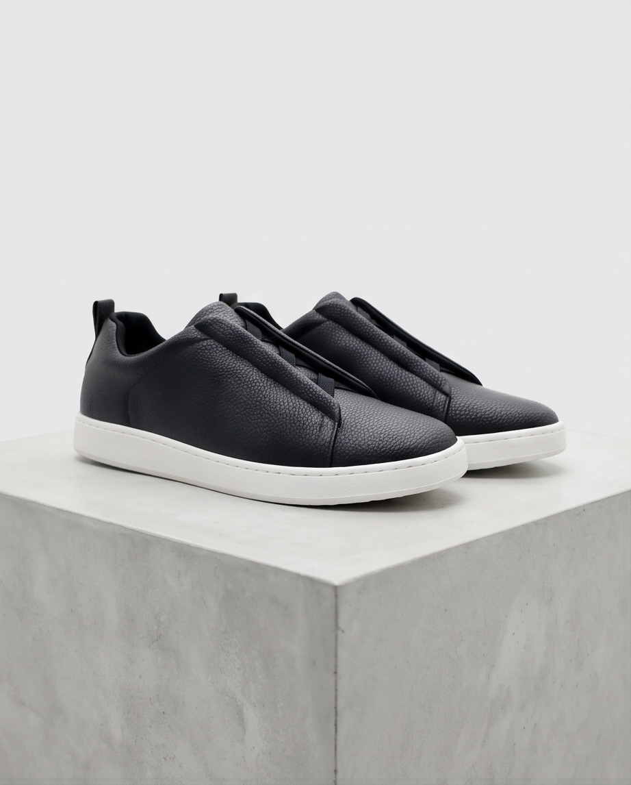 2H #1011 1008 1133 Black Casual shoes