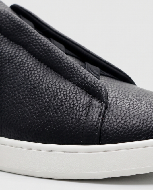 2H #1011 1008 1133 Black Casual shoes