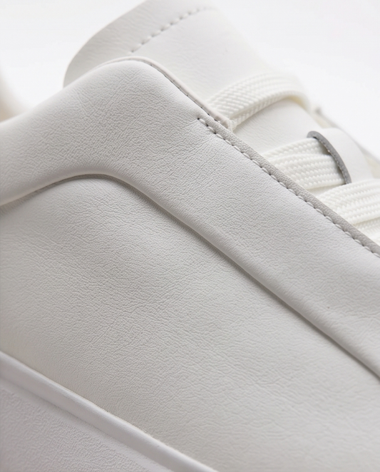 2H #5Z01-8001-9169 White Casual shoes