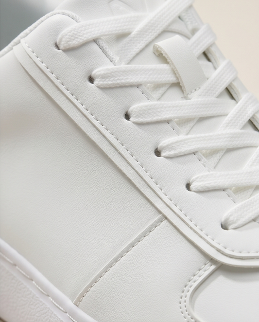 2H #0212 2001 1312 White Casual shoes