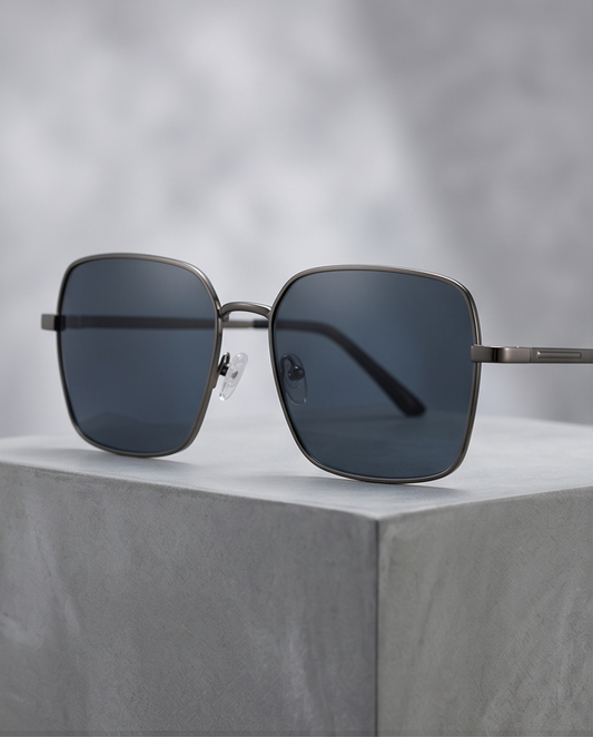 2H #05 Black Sunglasses