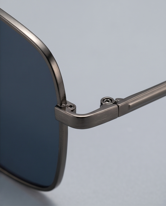 2H #05 Black Sunglasses