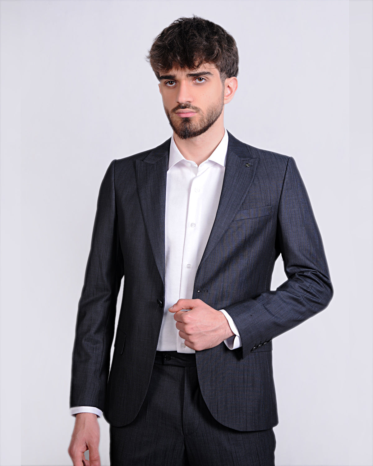 2H Dark Gray Casual Suit