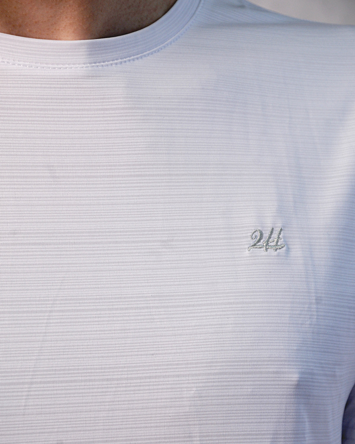 2H #CX.9310 White Short Sleeve Basic T-shirt