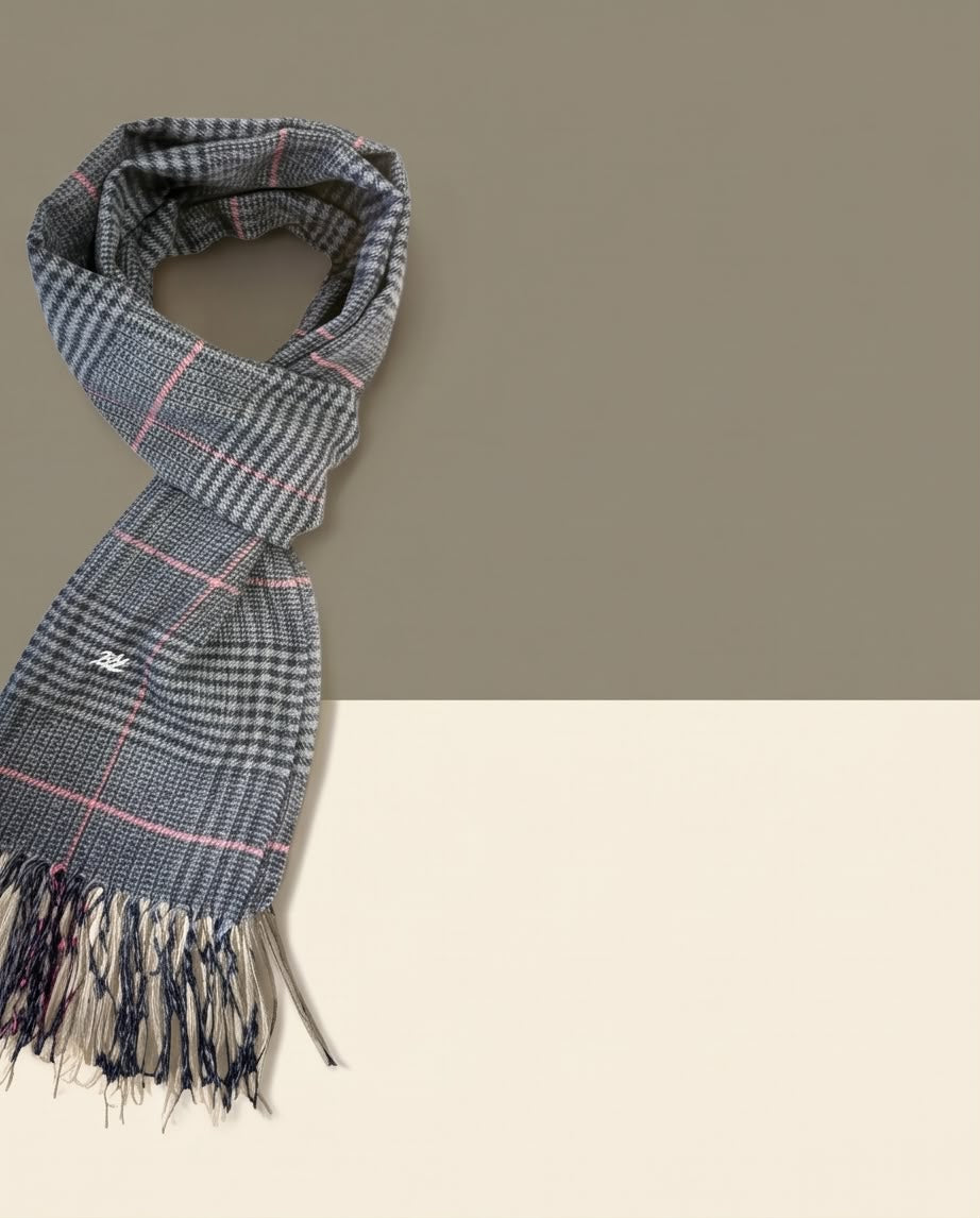 2H Gray Scarf