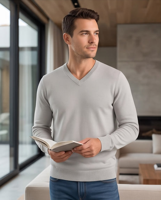 2H V-Neck Knitted Sweater