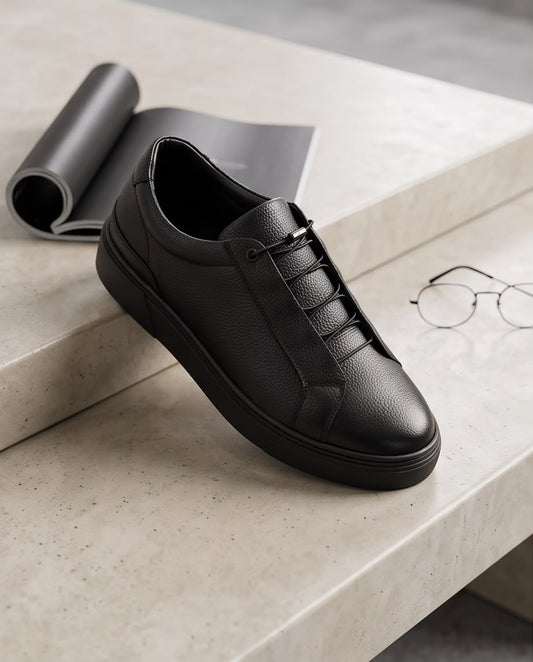 2H Black Lace-Up Casual Shoes