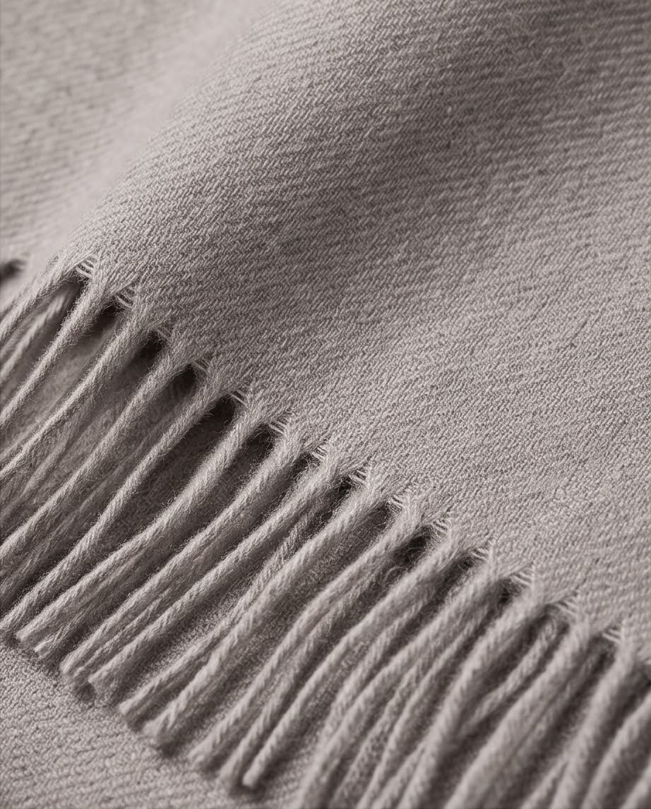 2H Light Gray Winter Scarf
