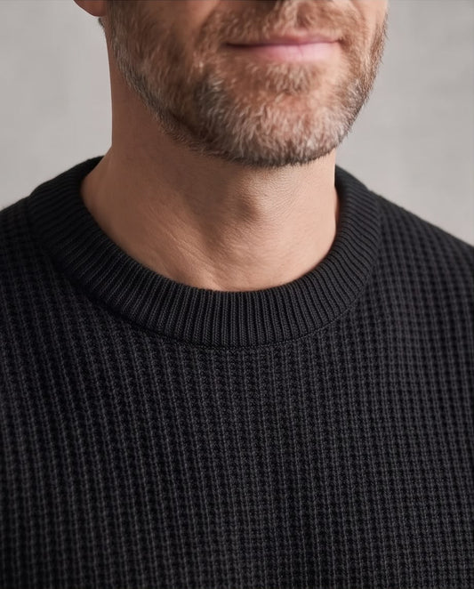 2H Black Round Neck Knitted Sweater