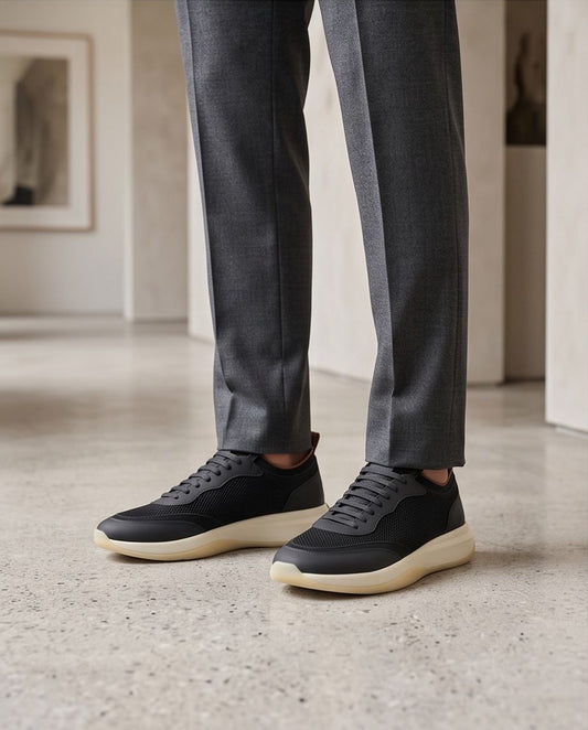2H #22G Black Triko Shoes